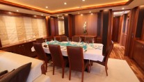 MOLIVER -  Formal Dining area